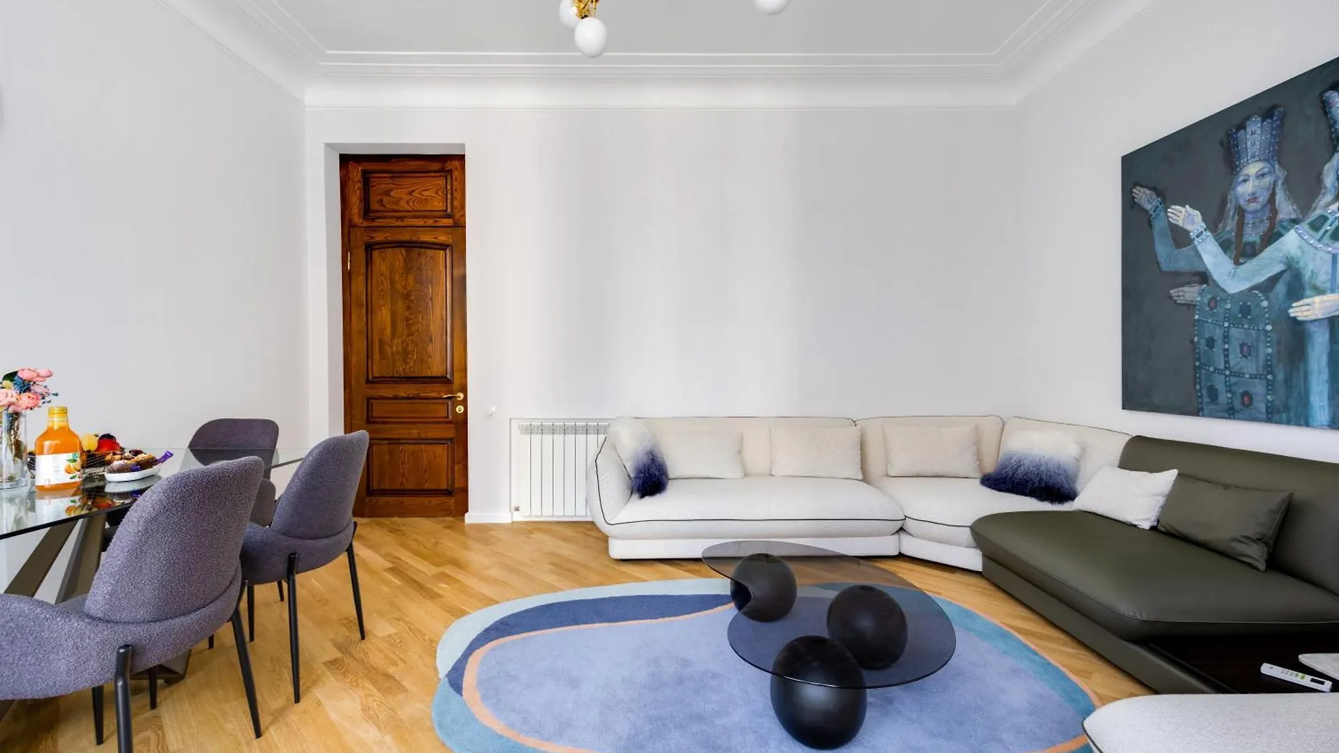 One Rustaveli Suites 1Br With 3 Balconies تبليسي جورجيا