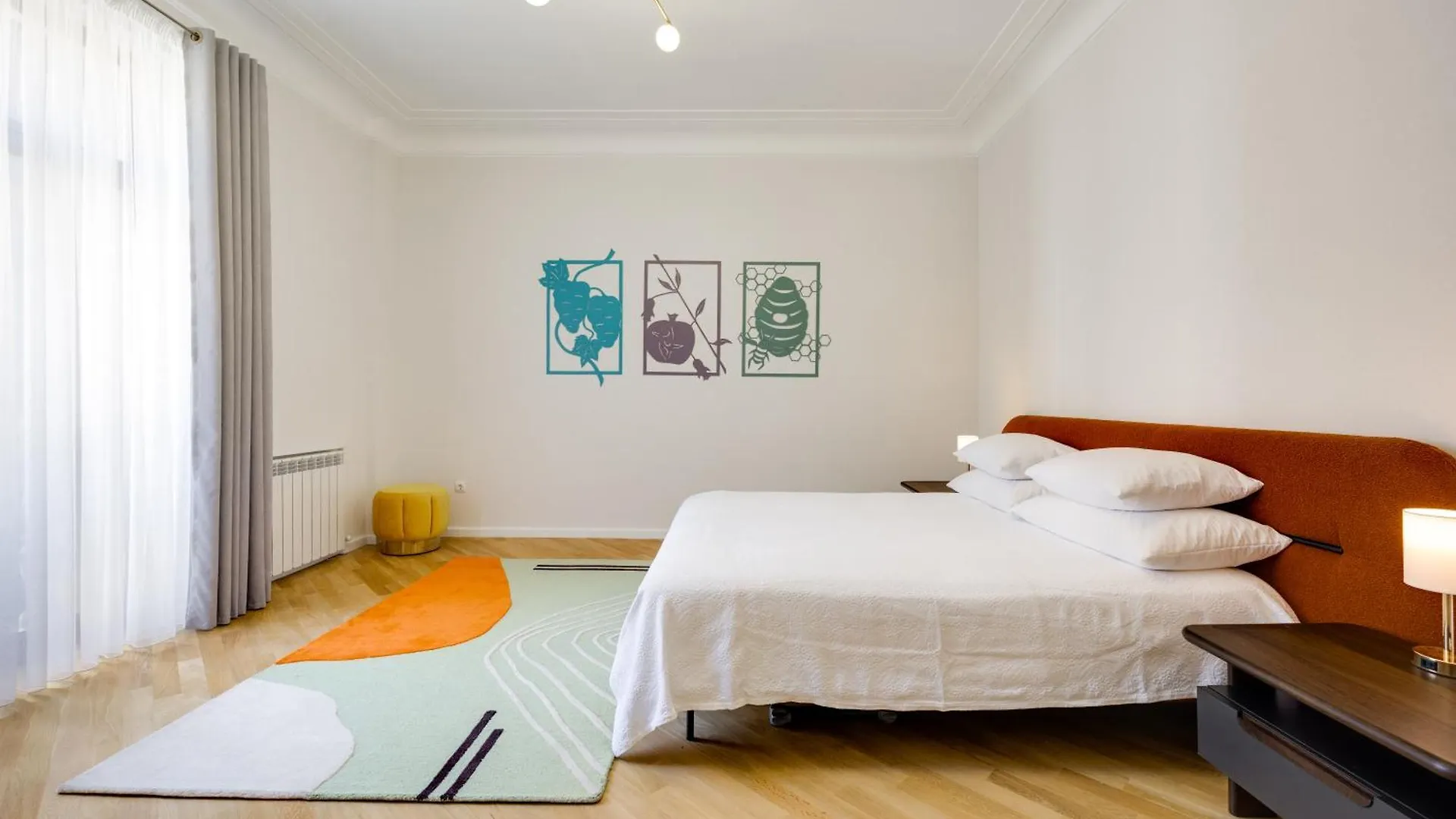 One Rustaveli Suites 1Br With 3 Balconies تبليسي 0*,  جورجيا